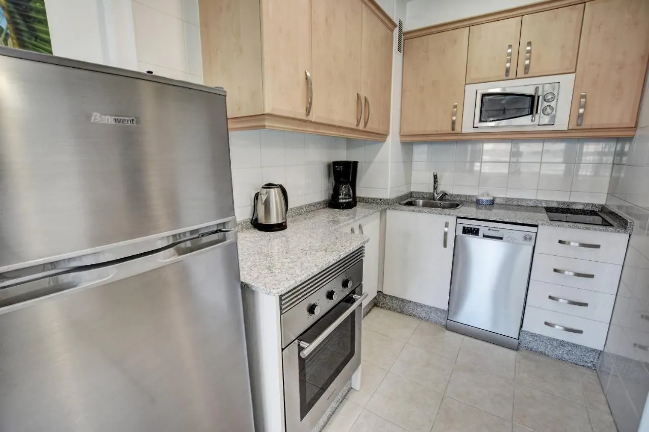 Palm Apartment - C&G Benal Beach Бенальмадена